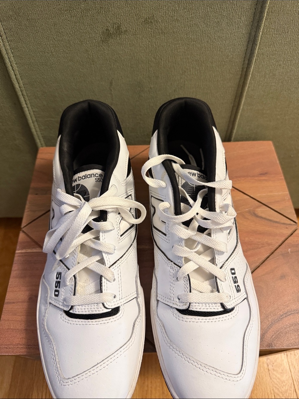 New Balance White & Black Men's 550 Sneakers